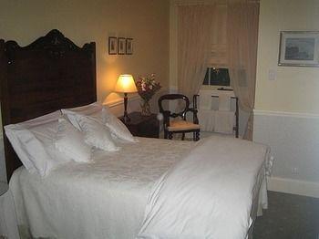 Strathburn Cottage Luxury Bed And Breakfast Bowral Extérieur photo